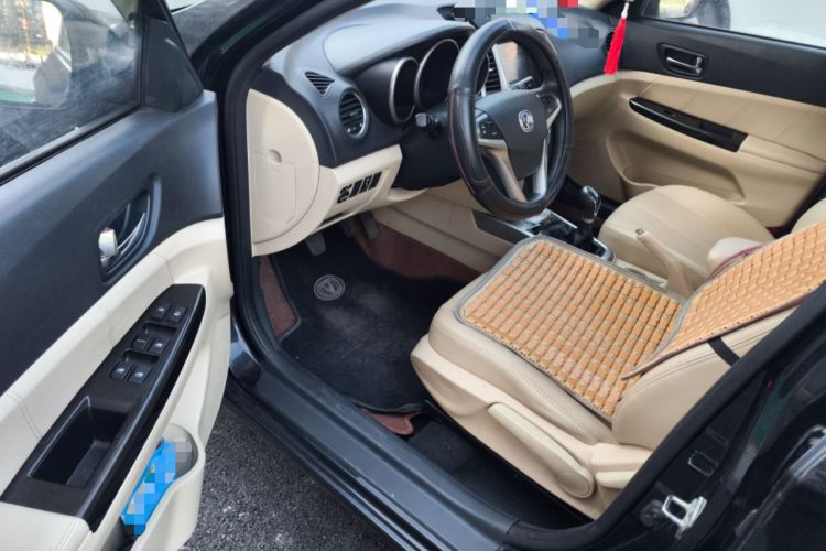 Used CHANGAN Eado 2015 1.6L Manual Luxury Model China V Standard Driver Seat