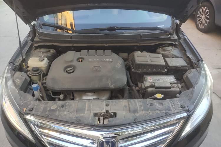 Used CHANGAN Eado 2015 1.6L Manual Luxury Model China V Standard Engine Bay