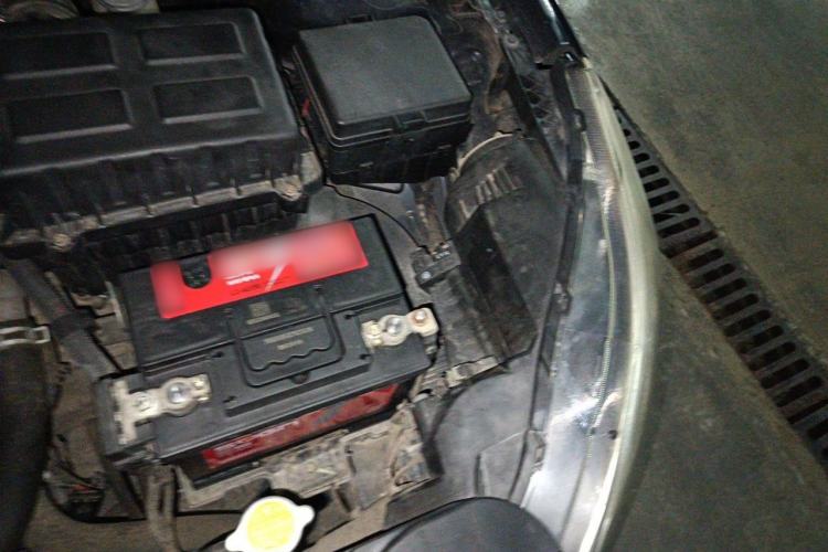 Used CHANGAN Eado 2015 1.6L Automatic Luxury Model Engine Bay Left
