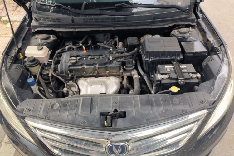 Used CHANGAN Eado 2015 1.6L Manual Luxury Model China IV Standard Engine Bay