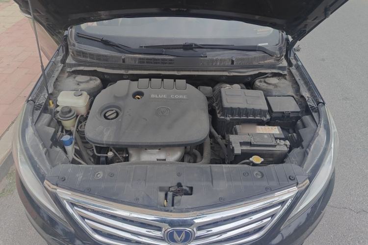 Used CHANGAN Eado 2015 1.6L Manual Luxury Model China IV Standard Engine Bay