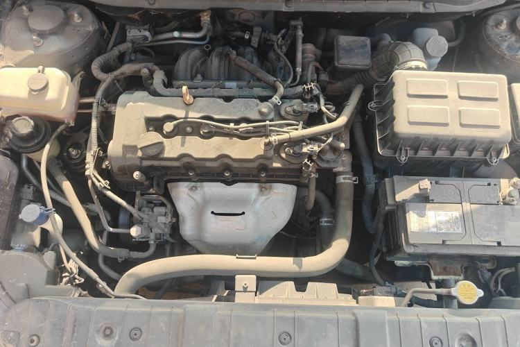 Used CHANGAN Eado 2015 1.6L Manual Luxury Model China IV Standard Engine Bay