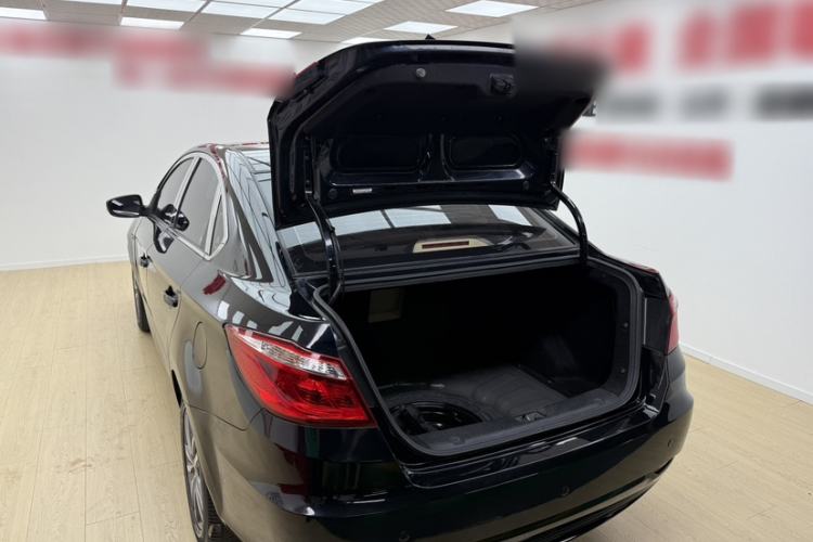 Used CHANGAN Eado 2015 1.6L Manual Luxury Model China IV Standard Exterior 10