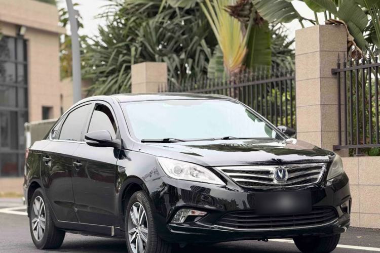 Used CHANGAN Eado 2015 1.6L Automatic Luxury Model Exterior 2