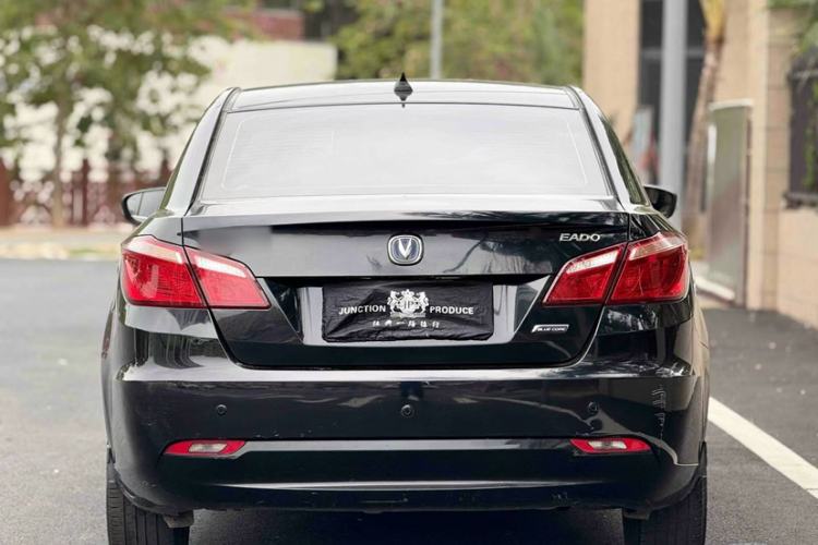 Used CHANGAN Eado 2015 1.6L Automatic Luxury Model Exterior 4