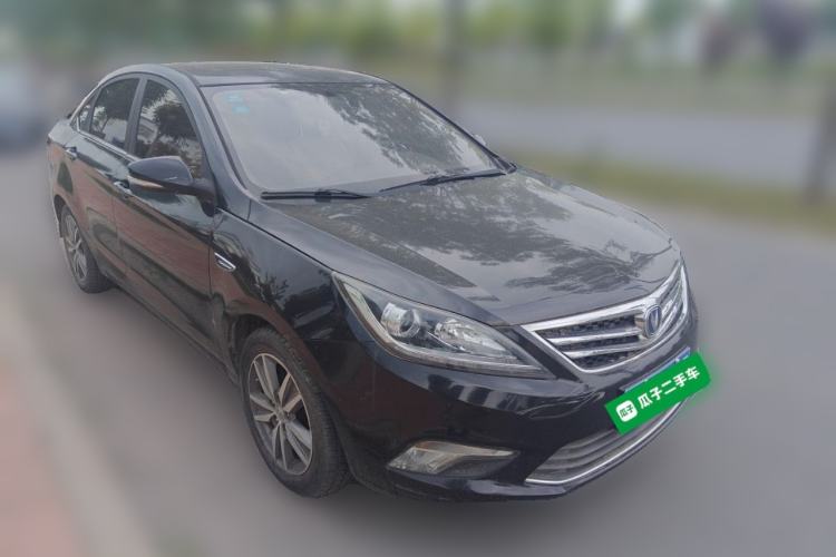 Used CHANGAN Eado 2015 1.6L Manual Luxury Model China IV Standard Front Right 45 Deg