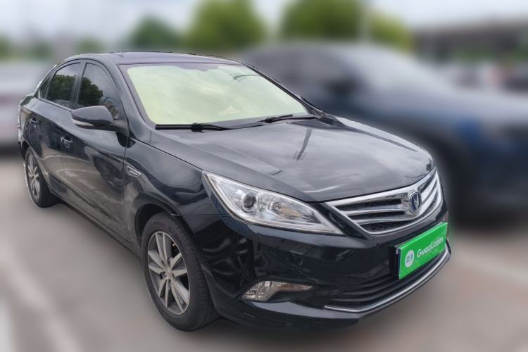 Used CHANGAN Eado 2015 1.6L Manual Luxury Model China IV Standard Front Right 45 Deg