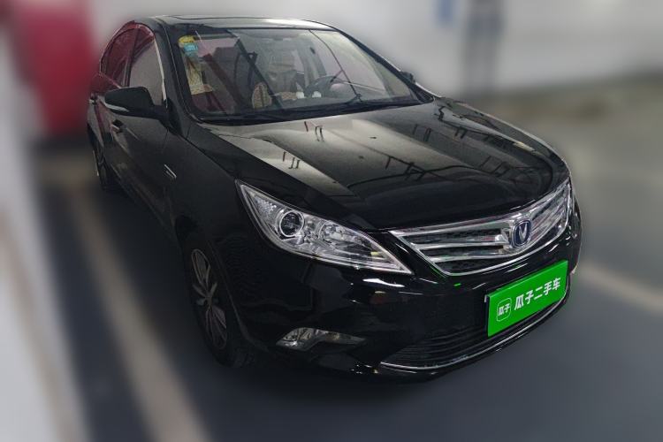 Used CHANGAN Eado 2015 1.6L Manual Luxury Model China IV Standard Front Right 45 Deg