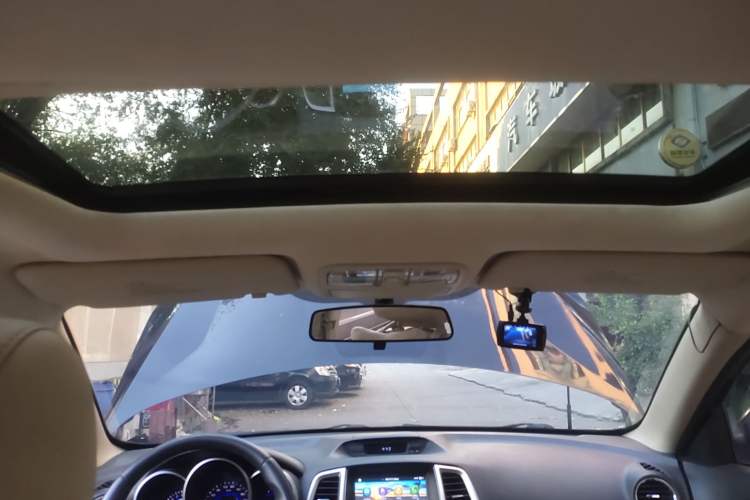 Used CHANGAN Eado 2015 1.6L Manual Luxury Model China V Standard Headliner