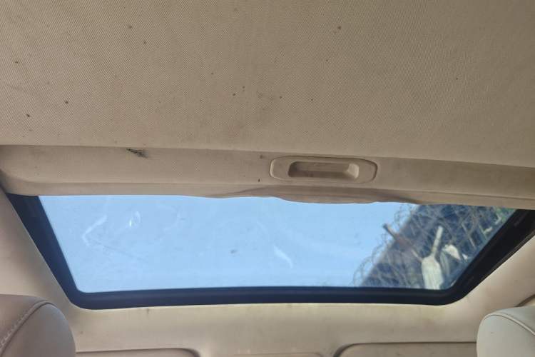 Used CHANGAN Eado 2015 1.6L Manual Luxury Model China IV Standard Headliner