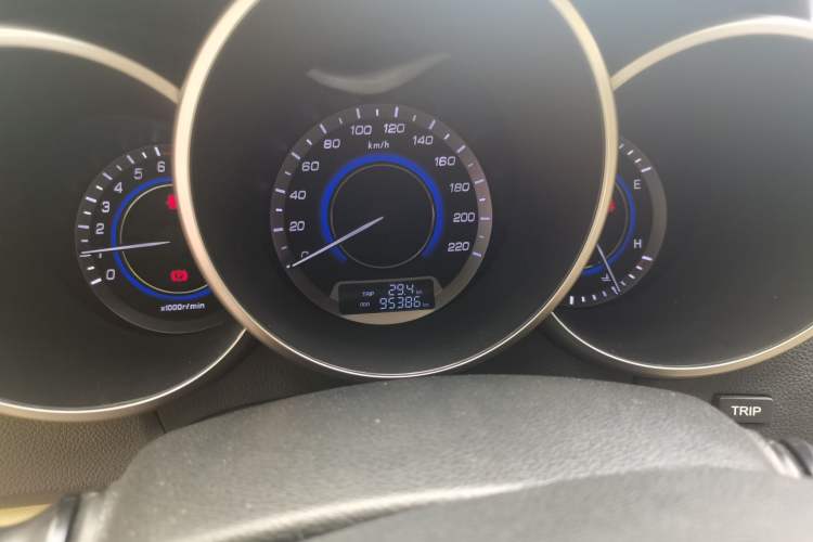 Used CHANGAN Eado 2015 1.6L Manual Luxury Model China IV Standard Instrument Cluster