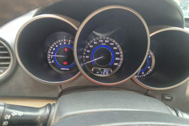 Used CHANGAN Eado 2015 1.6L Manual Luxury Model China V Standard Instrument Cluster