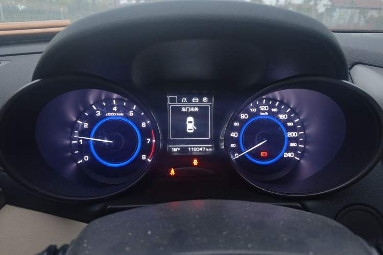 Used CHANGAN Eado 2015 1.6L Manual Luxury Model China IV Standard Instrument Cluster