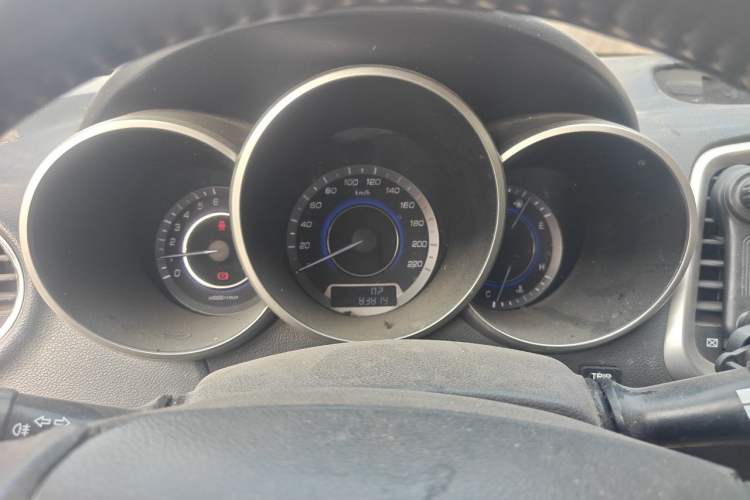 Used CHANGAN Eado 2015 1.6L Manual Luxury Model China IV Standard Instrument Cluster