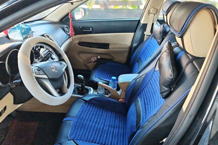 Used CHANGAN Eado 2015 1.6L Manual Flagship Model Left Front Seat