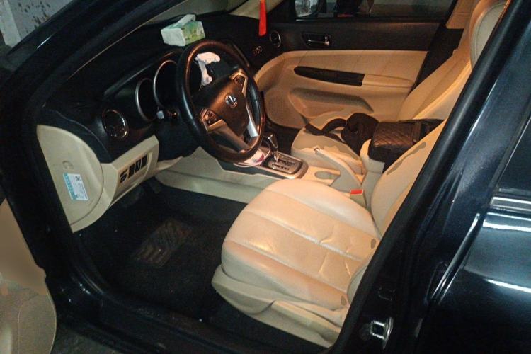 Used CHANGAN Eado 2015 1.6L Automatic Luxury Model Left Front Seat