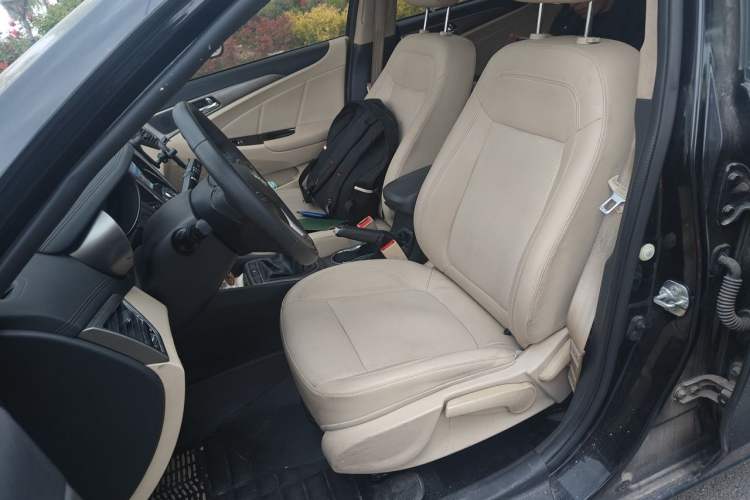 Used CHANGAN Eado 2015 1.6L Manual Luxury Model China IV Standard Left Front Seat