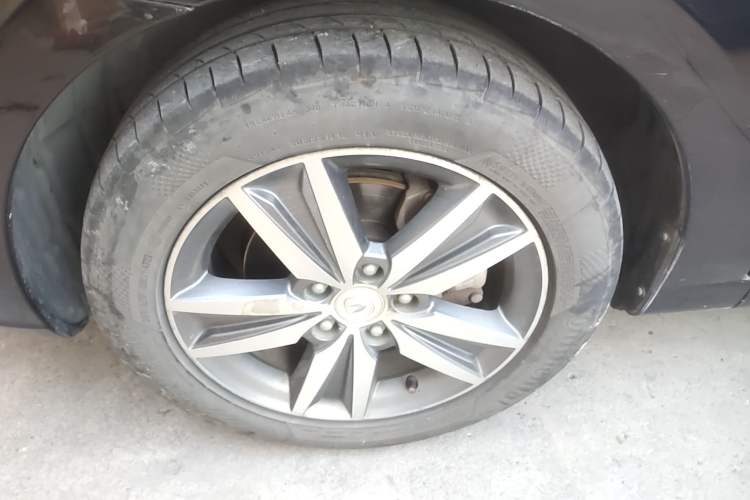 Used CHANGAN Eado 2015 1.6L Manual Luxury Model China V Standard Left Front Wheel Hub