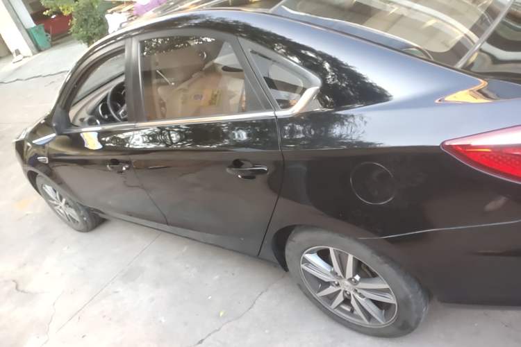 Used CHANGAN Eado 2015 1.6L Manual Luxury Model China V Standard Left Side