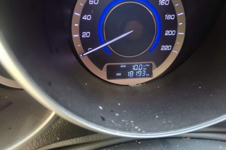 Used CHANGAN Eado 2015 1.6L Manual Luxury Model China IV Standard Odometer Close Up