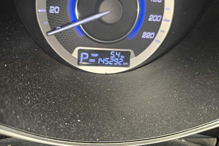 Used CHANGAN Eado 2015 1.6L Automatic Luxury Model Odometer Close Up