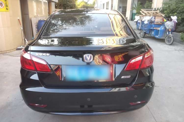 Used CHANGAN Eado 2015 1.6L Manual Luxury Model China V Standard Rear