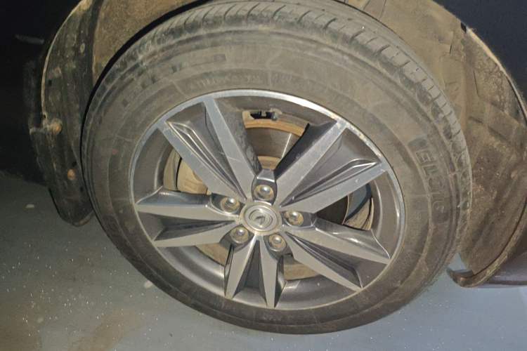 Used CHANGAN Eado 2015 1.6L Manual Luxury Model China IV Standard Right Front Wheel Hub