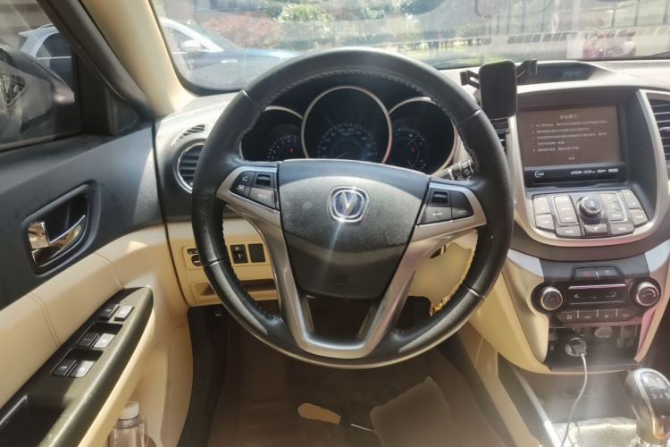 Used CHANGAN Eado 2015 1.6L Manual Luxury Model China IV Standard Steering Wheel