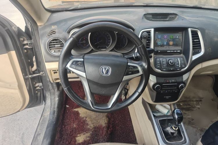Used CHANGAN Eado 2015 1.6L Manual Luxury Model China IV Standard Steering Wheel