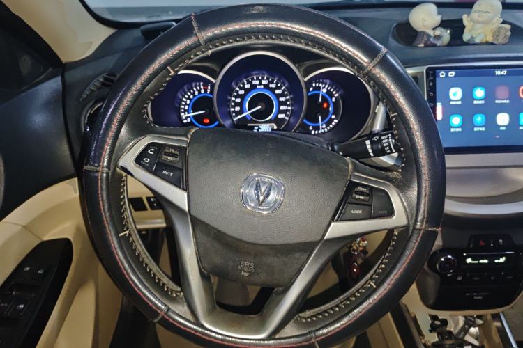 Used CHANGAN Eado 2015 1.6L Manual Luxury Model China IV Standard Steering Wheel