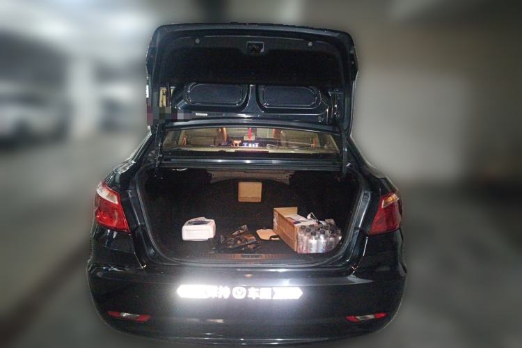 Used CHANGAN Eado 2015 1.6L Automatic Luxury Model Trunk