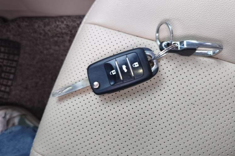 Used CHANGAN Eado 2015 1.6L Manual Luxury Model China IV Standard Vehicle Key