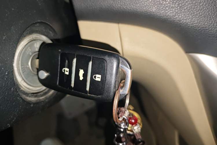 Used CHANGAN Eado 2015 1.6L Manual Luxury Model China IV Standard Vehicle Key