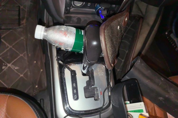 Used CHANGAN Eado 2015 1.6L Automatic Junku Model China IV Standard Gear Lever