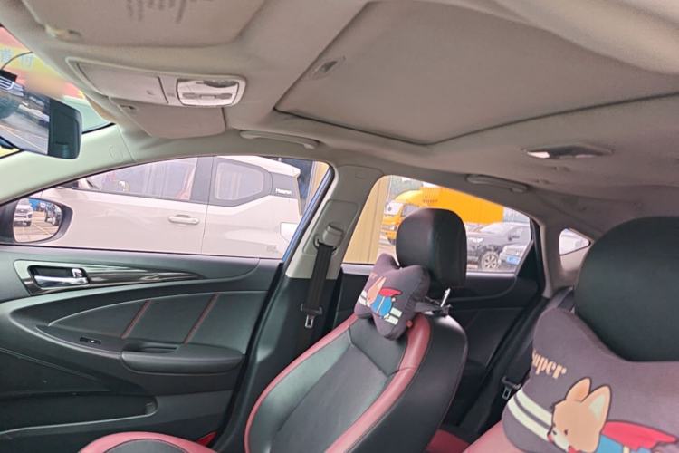 Used CHANGAN Eado 2015 1.6L Automatic Junku Model China IV Standard Headliner