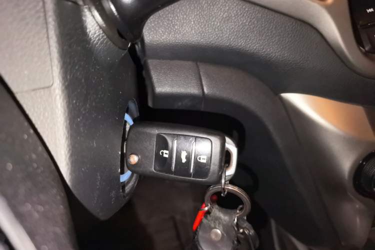 Used CHANGAN Eado 2015 1.6L Automatic Junku Model China IV Standard Interior 1