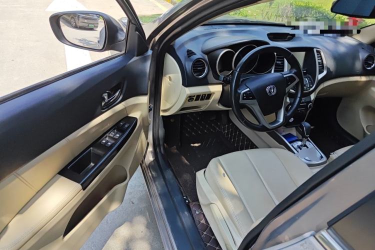 Used CHANGAN Eado 2015 1.6L Automatic Luxury Model Driver Seat