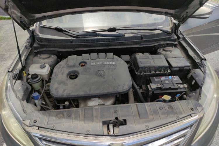 Used CHANGAN Eado 2015 1.6L Automatic Luxury Model Engine Bay