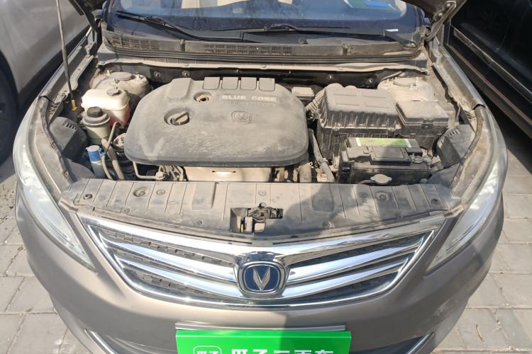 Used CHANGAN Eado 2015 1.6L Manual Luxury Model China IV Standard Engine Bay