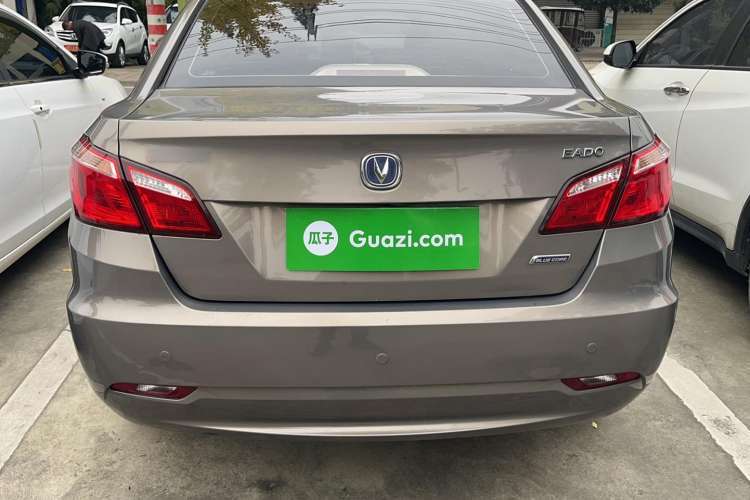 Used CHANGAN Eado 2015 1.6L Manual Luxury Model China V Standard Exterior 4