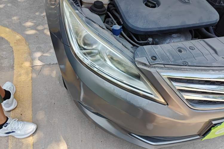 Used CHANGAN Eado 2015 1.6L Automatic Luxury Model Right Front Headlight