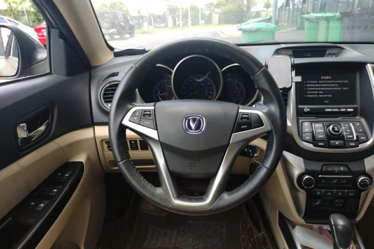 Used CHANGAN Eado 2015 1.6L Automatic Luxury Model Steering Wheel