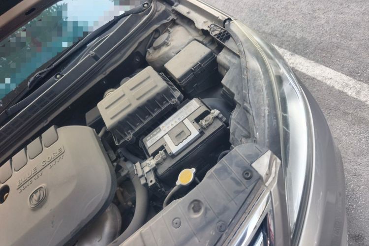 Used CHANGAN Eado 2015 1.6L Manual Luxury Model China V Standard Engine Bay Left