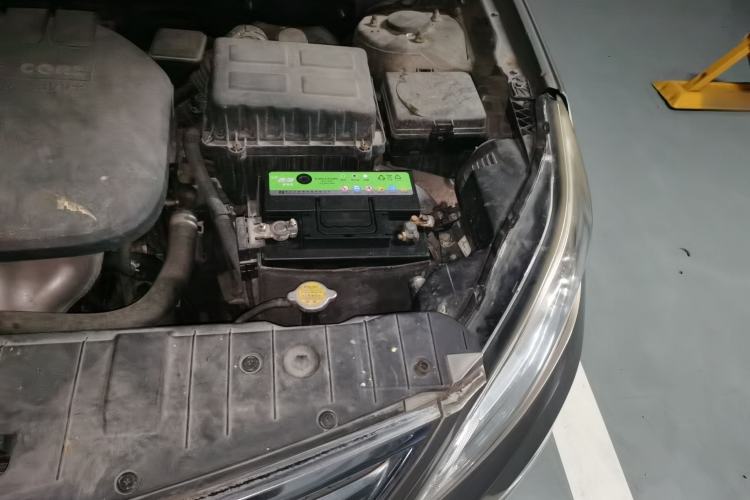 Used CHANGAN Eado 2015 1.6L Automatic Luxury Model Engine Bay Left