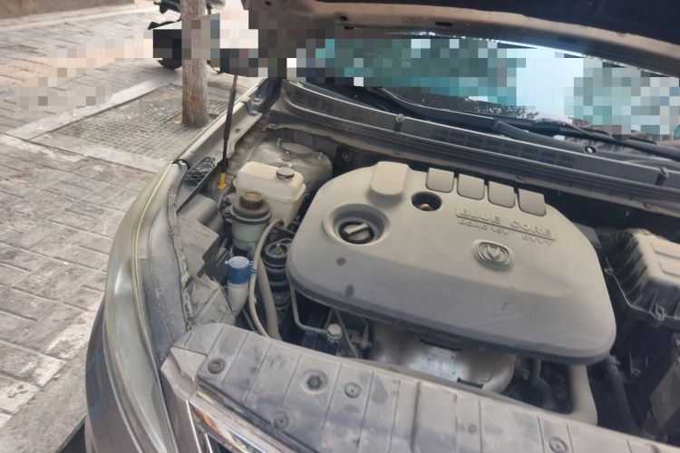 Used CHANGAN Eado 2015 1.6L Manual Luxury Model China V Standard Engine Bay Right