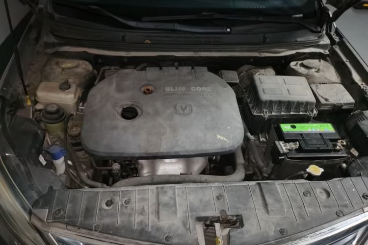Used CHANGAN Eado 2015 1.6L Automatic Luxury Model Engine Bay