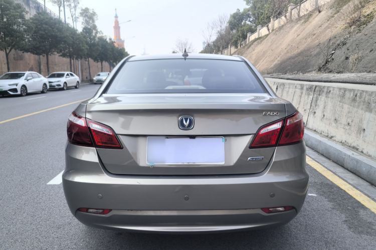 Used CHANGAN Eado 2015 1.6L Manual Luxury Model China V Standard Exterior 7