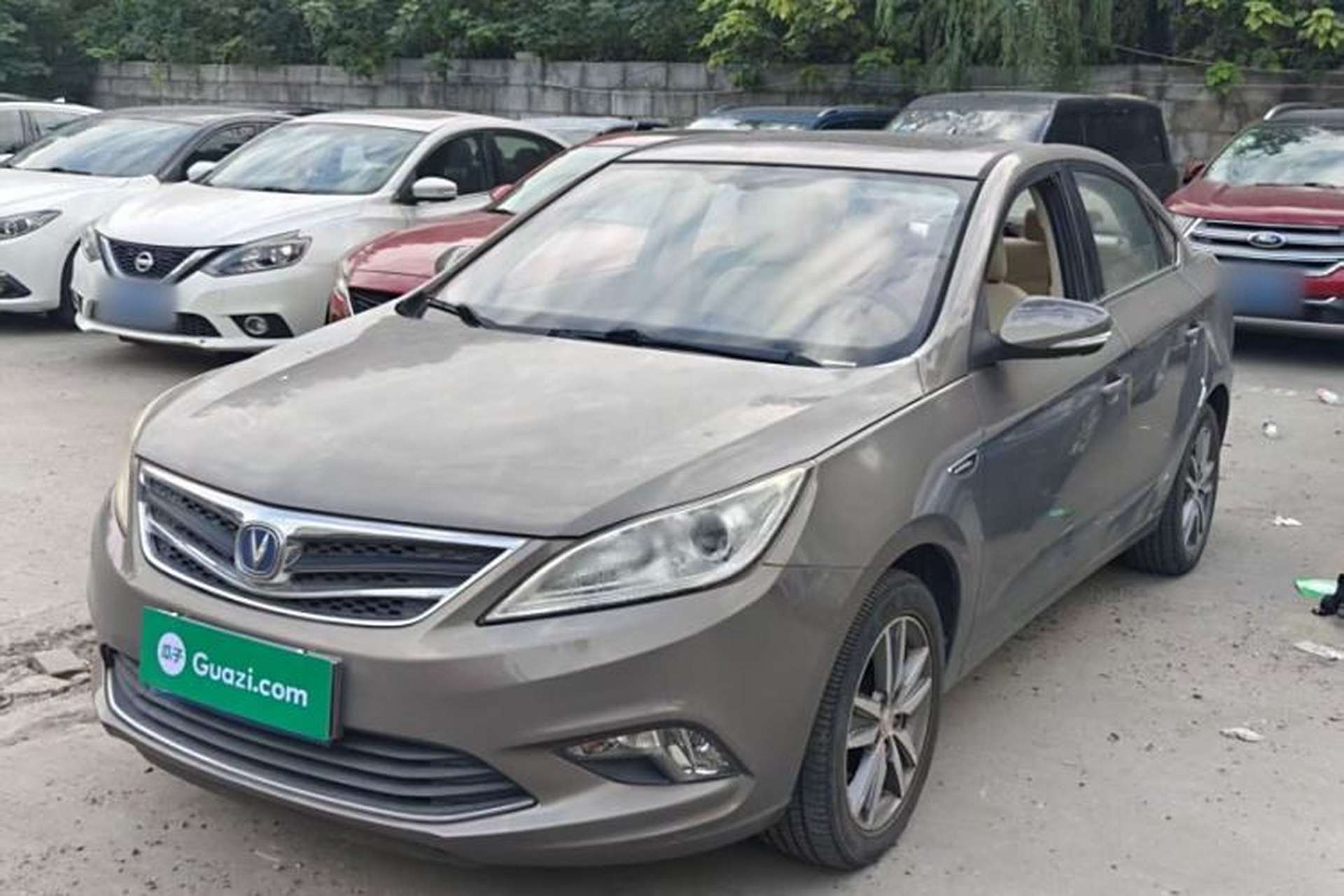 Used CHANGAN Eado 2015 1.6L Manual Luxury Model China V Standard Front Left 45 Deg