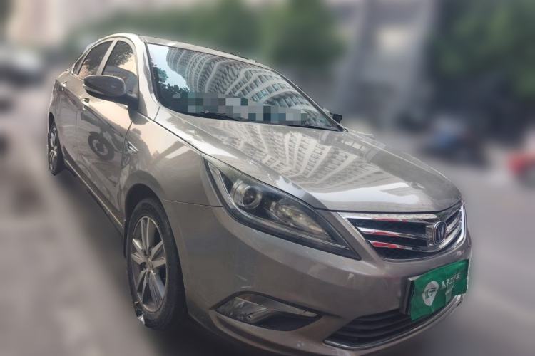 Used CHANGAN Eado 2015 1.6L Manual Luxury Model China V Standard Front Right 45 Deg