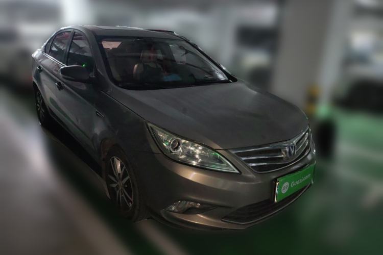 Used CHANGAN Eado 2015 1.6L Manual Luxury Model China V Standard Front Right 45 Deg